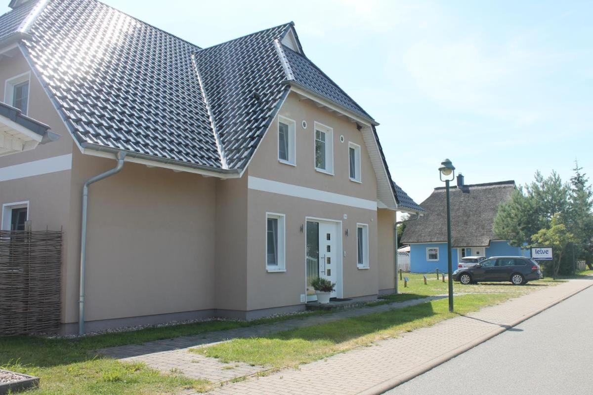 Ferienwohnung Blue In Born Exterior foto